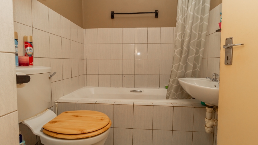 2 Bedroom Property for Sale in Windsor Park Western Cape